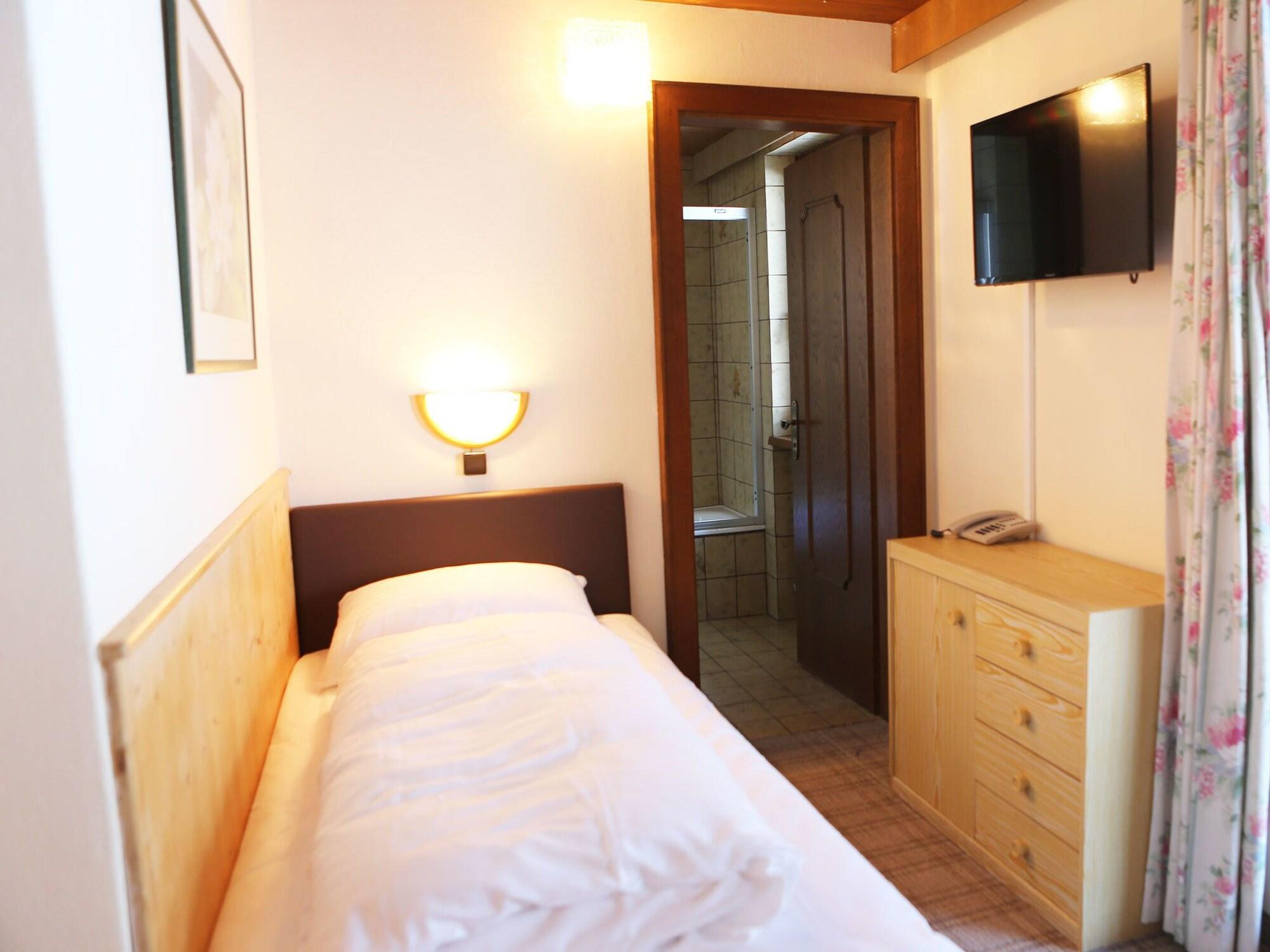 Gasthof Pension Madseiterhof Tux Bagian luar foto