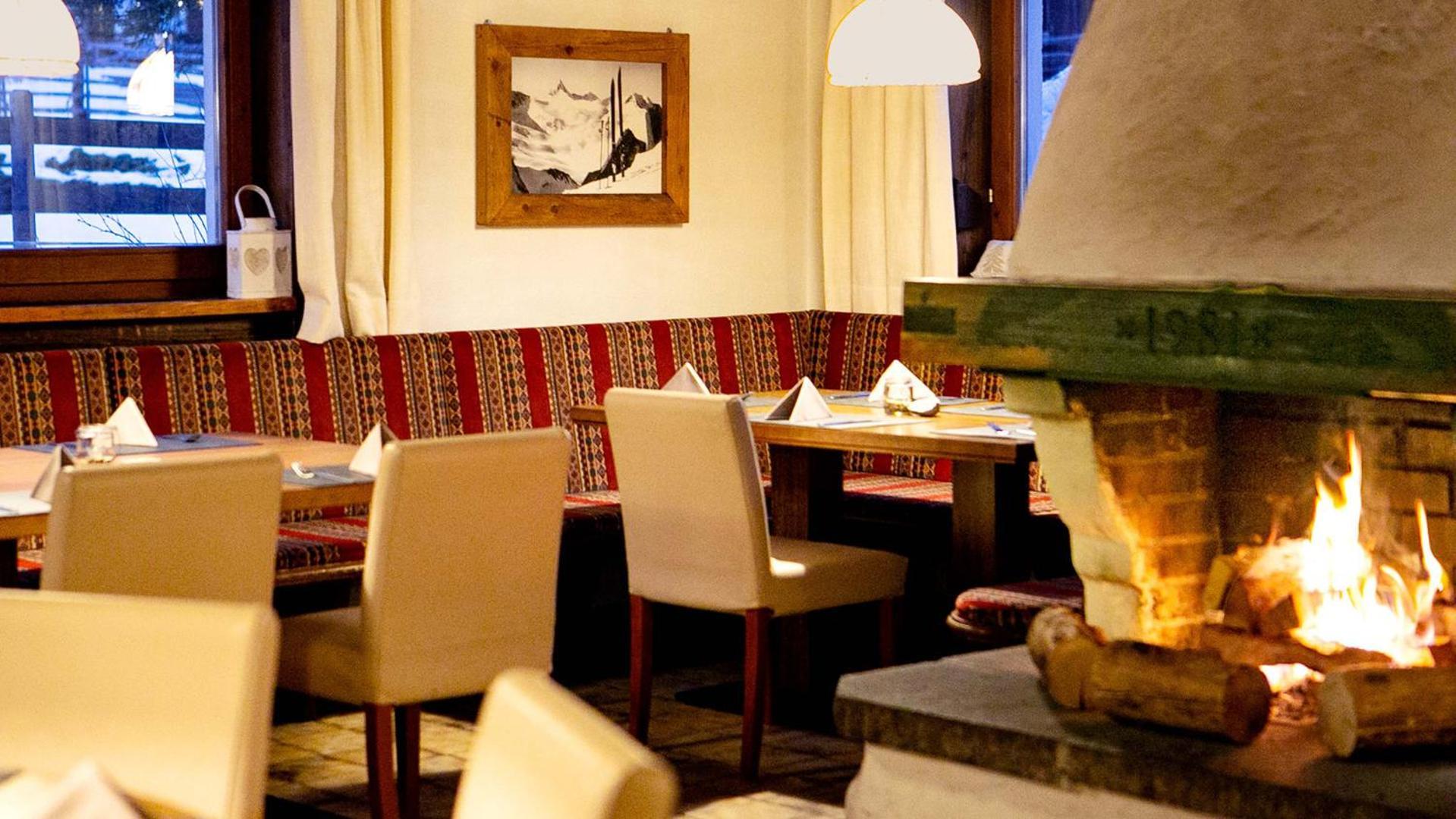 Gasthof Pension Madseiterhof Tux Bagian luar foto