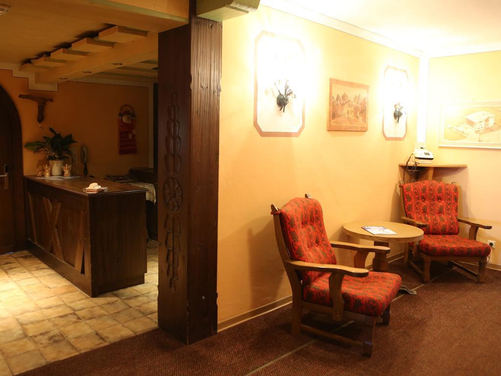 Gasthof Pension Madseiterhof Tux Bagian luar foto